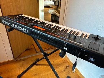 Roland Juno-Di syntetizátor nový