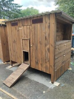 Zateplený kurník pro 20 až 30 slepic