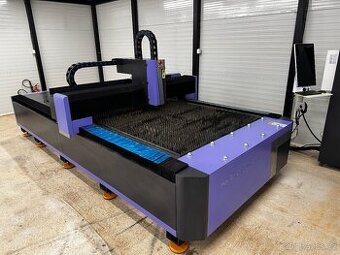 Vláknový laser na řezání kovů - HellRaiser CUT F3 3kW Raycus