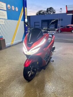 HONDA PCX 125 – čti popis