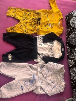 Balík oblečení  68