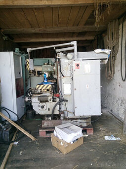 frezka konzolová PL, typ FWD 32