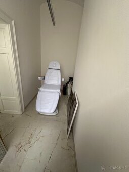 Pronájem místnosti pro kosmetické služby/manikúra/pedikúra