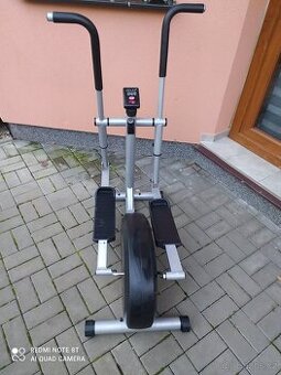 ELIPTICKÝ TRENAŽÉR CHRISTOPEIT SPORT CS3 S DISPLEJEM