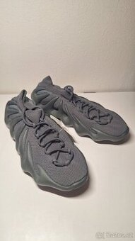 Adidas Yeezy 450 vel 46