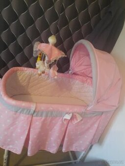 Prodám postýlku + přebalovací pult