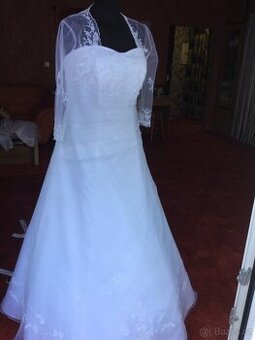 Svatebni saty zn. MS moda