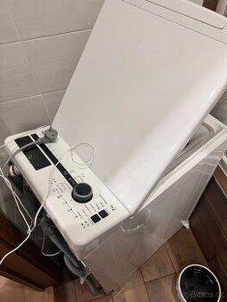 Prodám porouchanou pračku Whirlpool na opravu