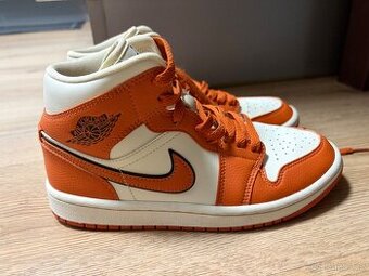 Nike Air Jordan 1 Mid vel. 37,5
