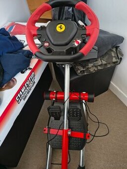 Volant, pedály+konstrukce