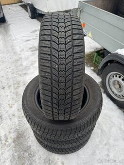 4ks zimní 205/5516 + 205/60/16 sada 85%