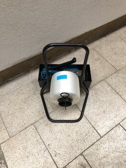Ruční odvíječ pro  balící pásku  PP,PES