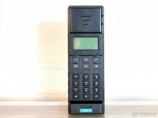 Mobilní telefony pro sběratele - rarity - SIEMENS C4 COMPACT