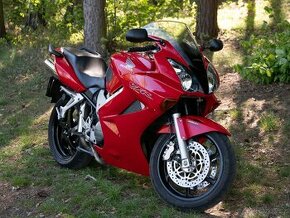 HONDA VFR 800