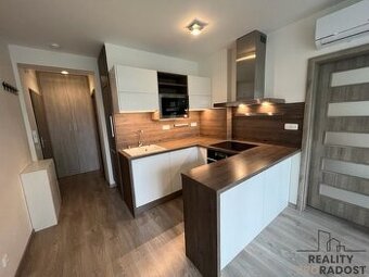 Pronájem  bytu 2+kk+terasa v Hodoníně,  byt k pronájmu 2+kk+