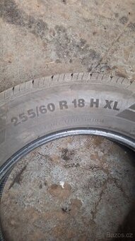 255/60R18 - 1