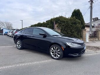 Chrysler 200S Limited 2,4 Kůže Klima 2015 - 1