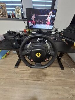 Prodám volant Thrustmaster pro ps5 a ps4 a pc