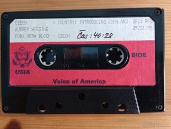 MC kazeta USIA VOICE OF AMERICA