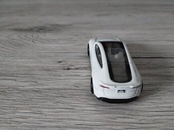 Tesla Model Y Hot Wheels. 80 Kč. Brno/Popůvky - 1
