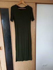 Khaki šaty