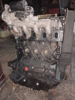Motor 1,9 Dci  Renault Trafic ,Opel vivaro - 1