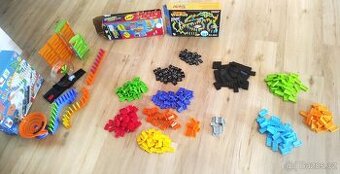 Padací Domino (Tři různé krabice)