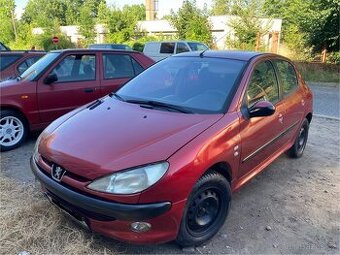 Peugeot 206 1.4 HDI  51 KW Rok 2004. Tažné … 