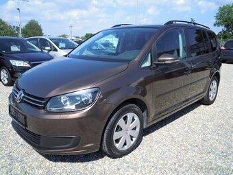 Volkswagen Touran 1.6TDi 7 MÍST-SERVIS-VSTŘIKY