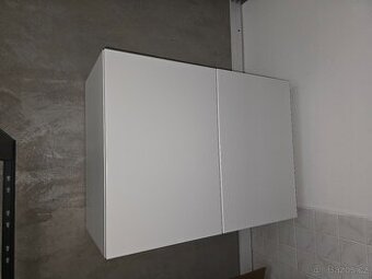 Nástěnná skříňka - 1