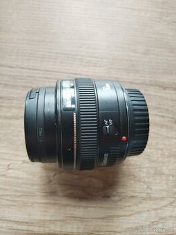 Objektiv Canon 50mm 1:1.4 - 1