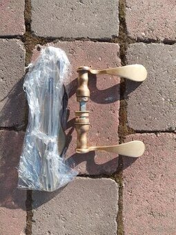 Mosazné kliky s kováním 4 sady