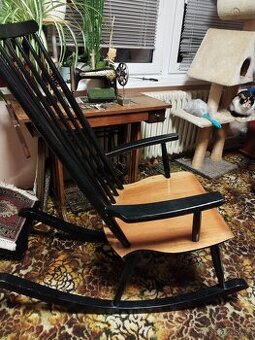 retro houpací křeslo