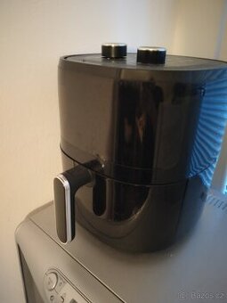 Air fryer / Horkovzdušná fritéza