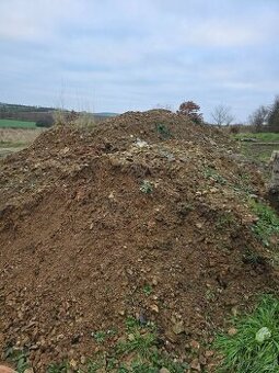 Za odvoz hlína s kamením