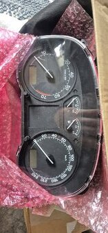 Škoda Octavia budíky tachometr novy originální