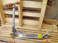PRODÁM KOLOBĚŽKU SCOOTER