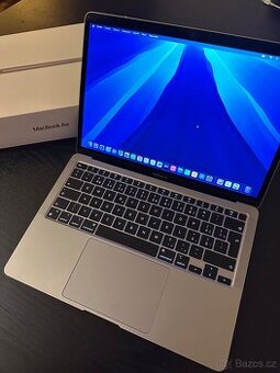 MacBook Air 13,3" 2020 / M1 / 8GB / 256GB (Stav1A) Vesmírně