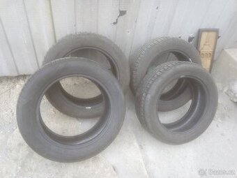 Nokian2021 205/55/16 dve 7mm, dve 5mm topstav
