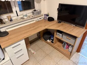 Počítačový stůl 120x150