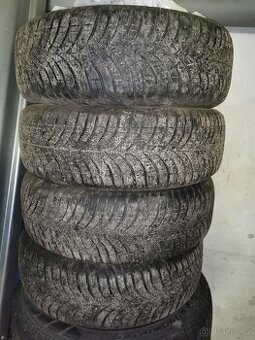 2x pneu 195/65 R15 celoroční 5-6mm zimní