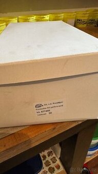 Polobotky č. 677400 - 1