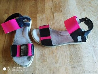 Sandálky 34 Bartek