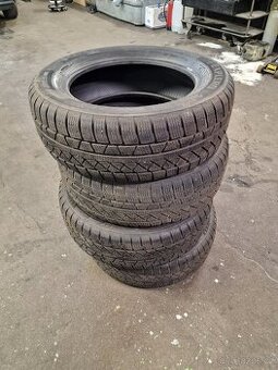 225/60/17 zimní - 1