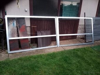 Dvoukřídlá brána 400 x 130 cm