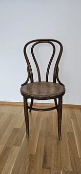 Židle z ohýbaného dřeva
