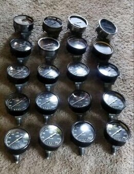 Nahon tachometru výrobní štítek tachometr kliček spínací skr