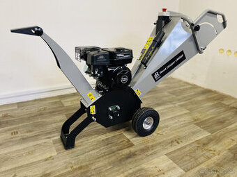 Štěpkovač dřeva LR 650 F