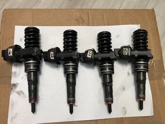 038130073BA vstřikovače pro 1.9 TDI PD 96 kW ze Superba