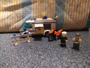 Prodám LEGO 7286 - Přeprava vězně